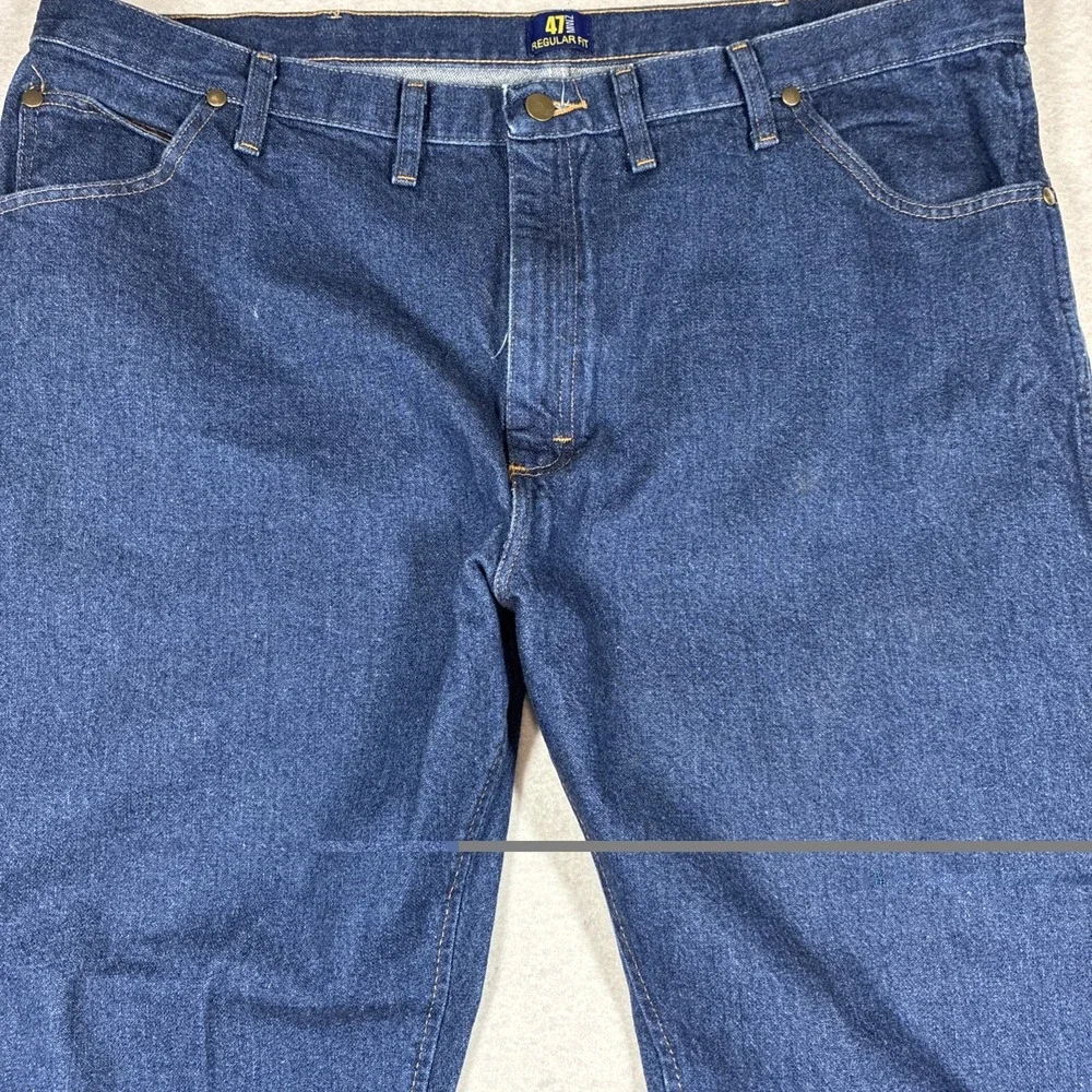 Wrangler 47 MWZ Blue Jeans Mens Size 44 x 32 Regular Fit Straight Leg Western